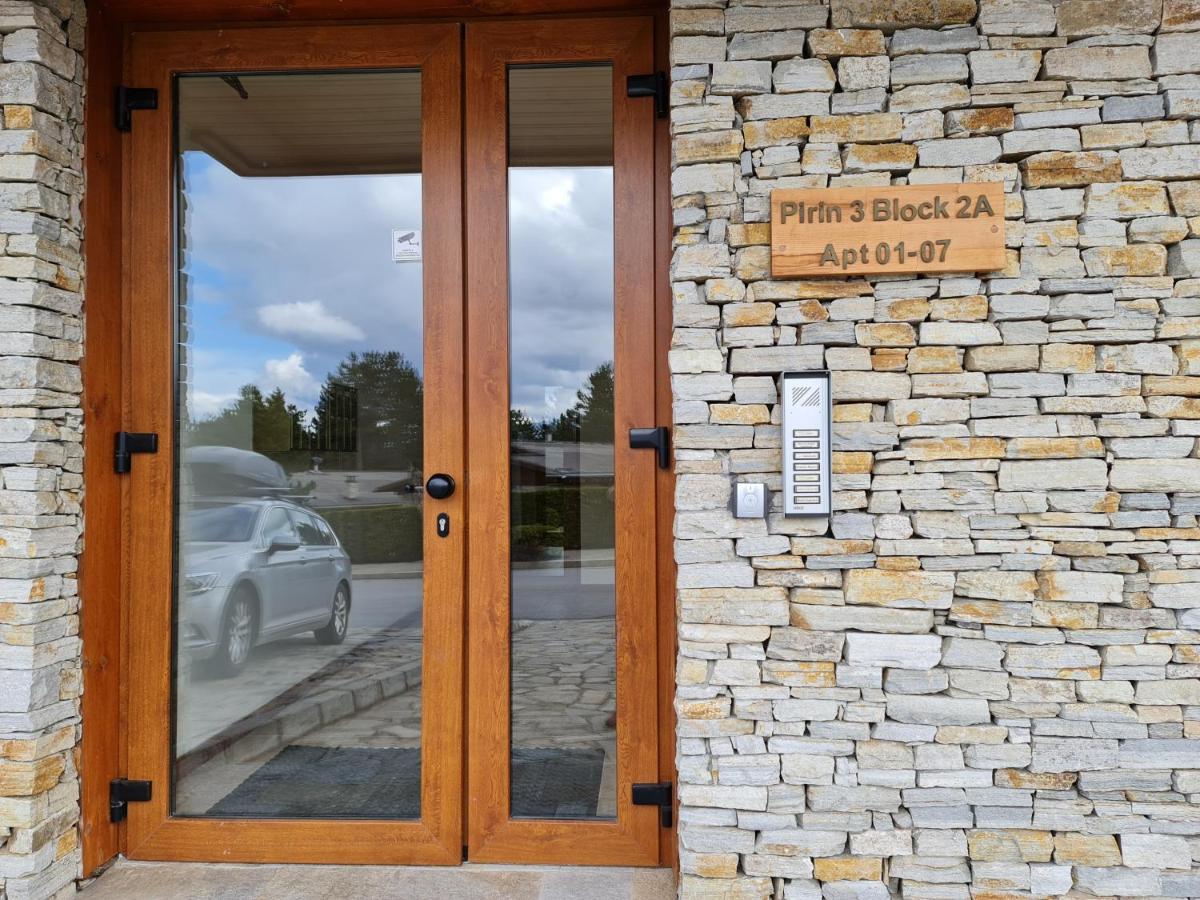 Pirin Golf Apartment Home With Private Garden Bansko Dış mekan fotoğraf
