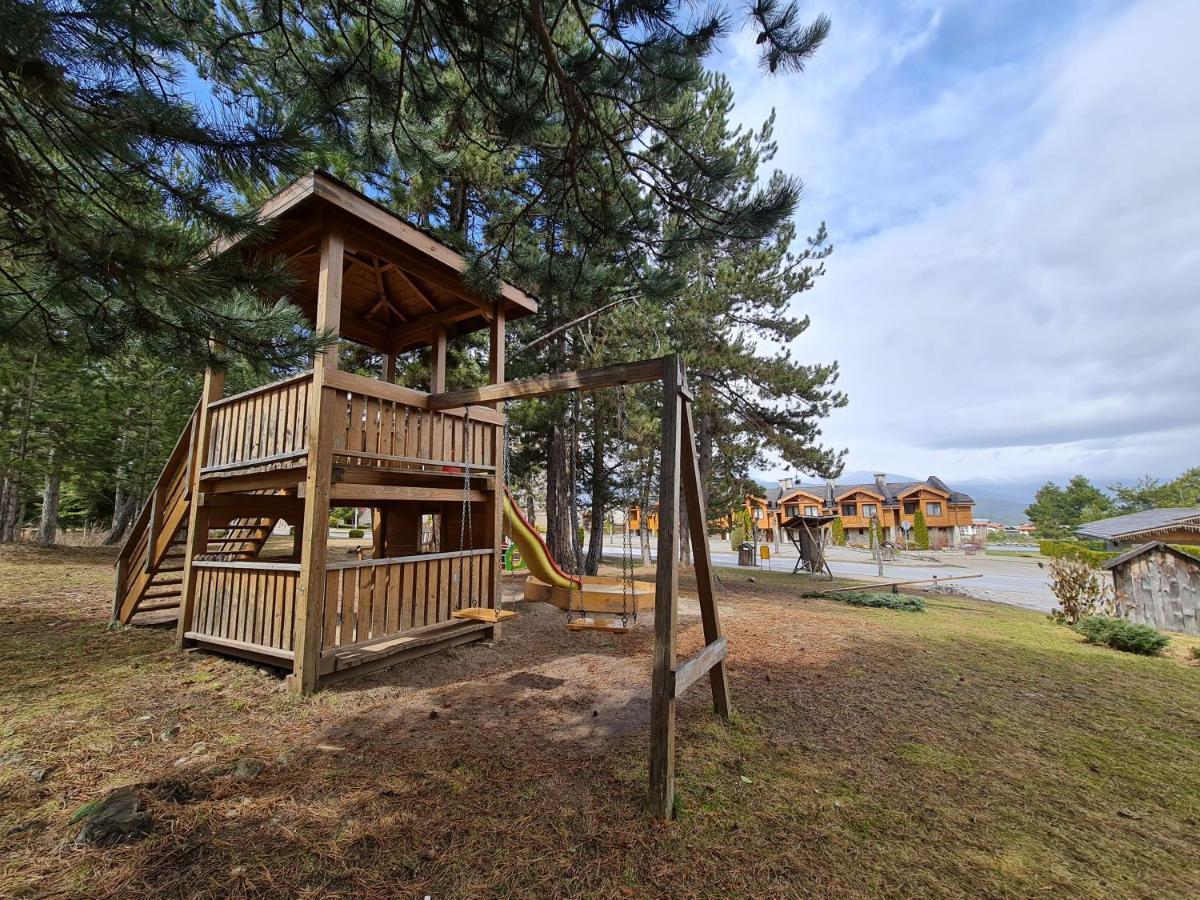 Pirin Golf Apartment Home With Private Garden Bansko Dış mekan fotoğraf